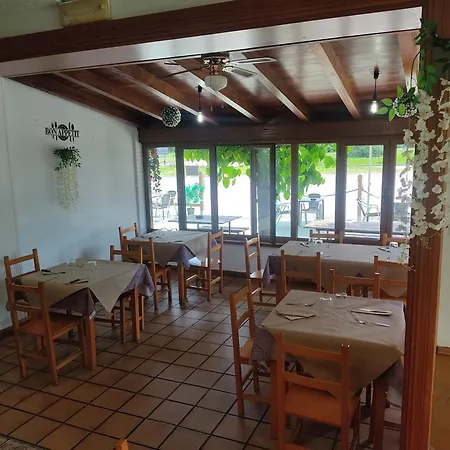Alojamiento Casa Pepe 2* Soto De Cangas